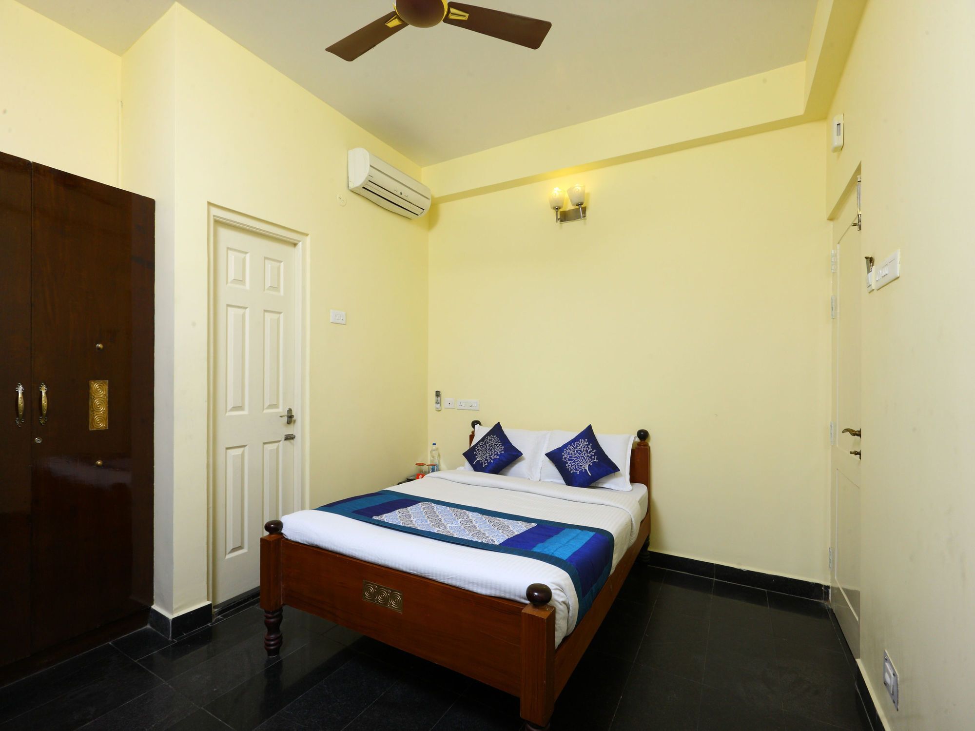 Oyo 10630 Hotel Nano Turf Madurai Eksteriør billede