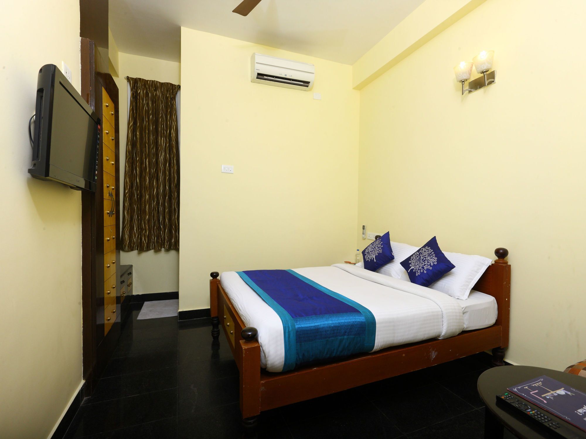 Oyo 10630 Hotel Nano Turf Madurai Eksteriør billede