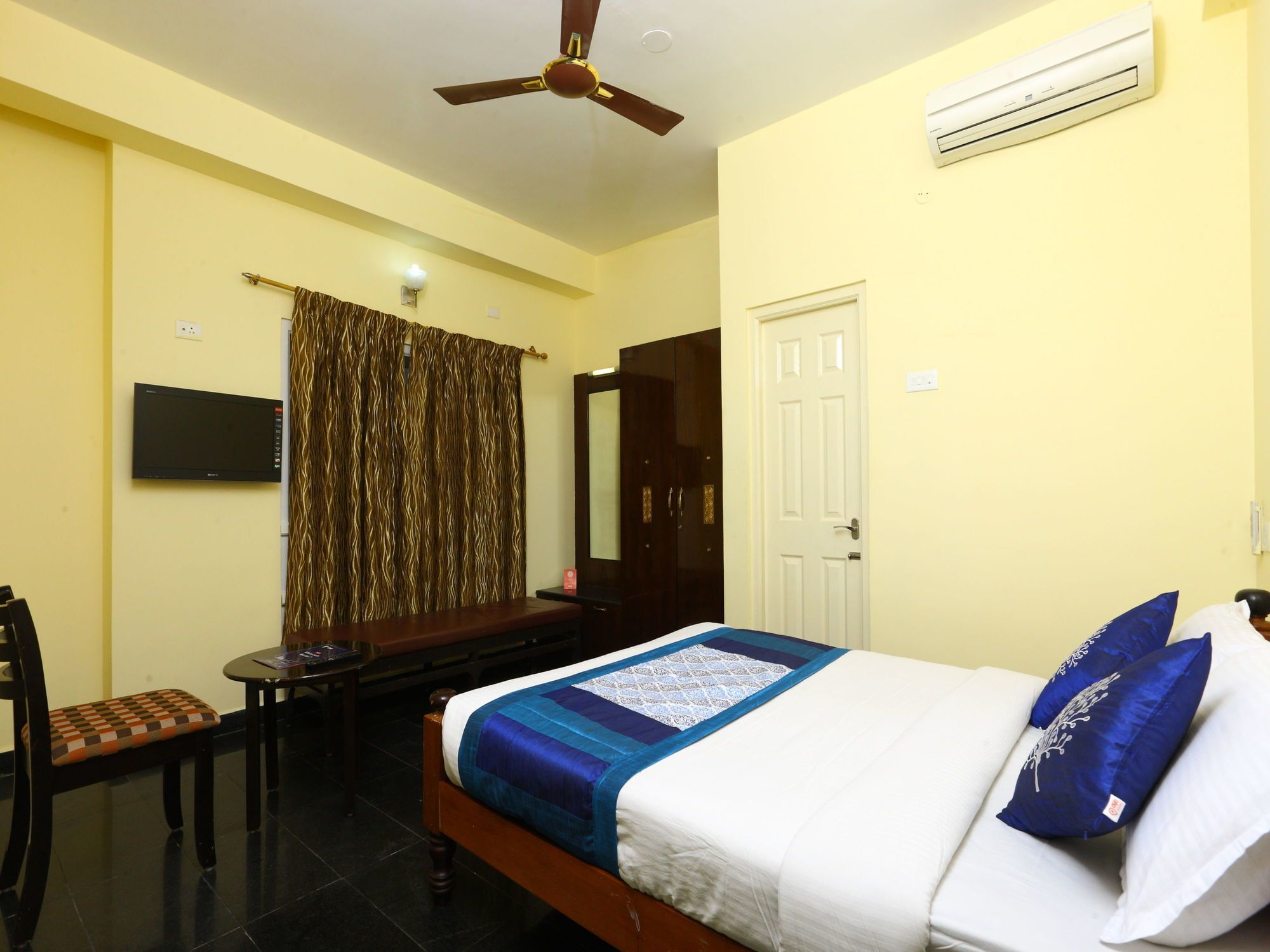 Oyo 10630 Hotel Nano Turf Madurai Eksteriør billede