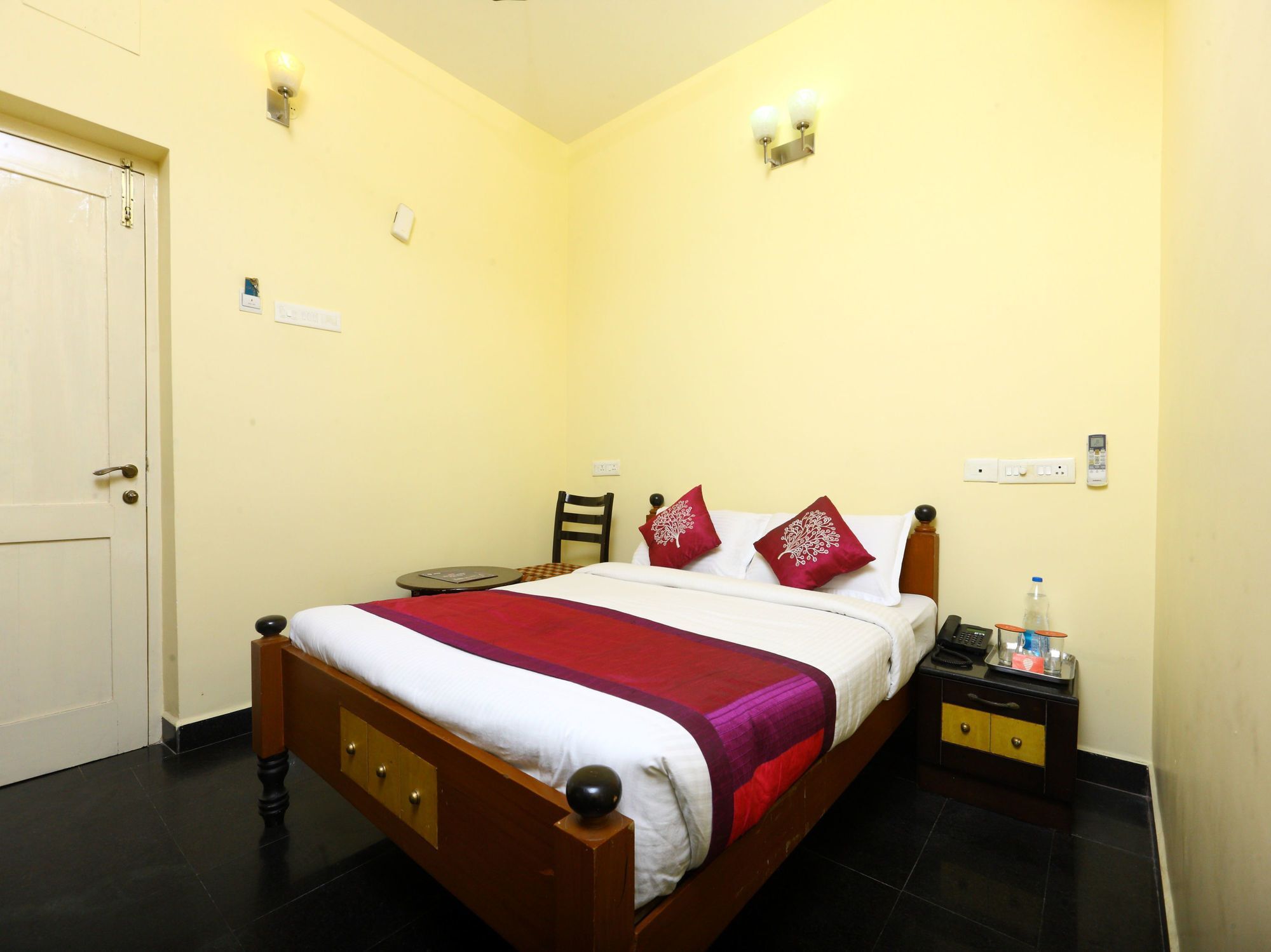 Oyo 10630 Hotel Nano Turf Madurai Eksteriør billede
